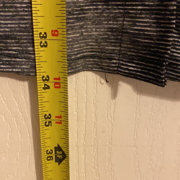 Shirt long three-quarter sleeves with front pocket - Picture 5 of 6